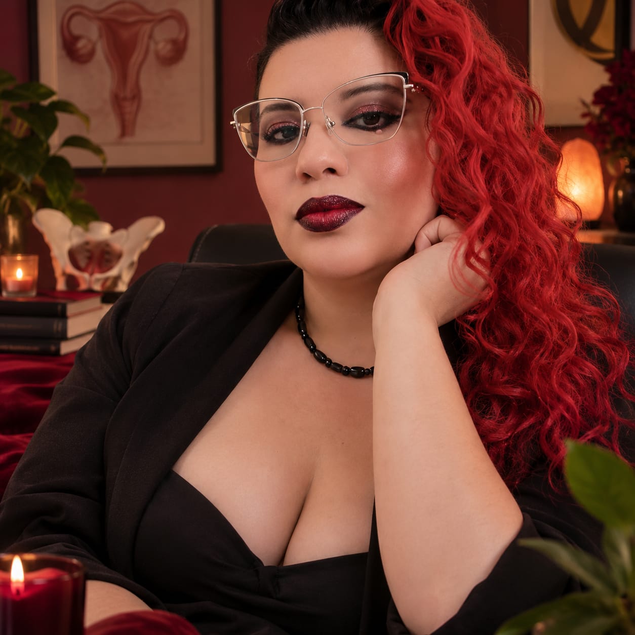 Xóchitl Arango — Somos Bruja Roja